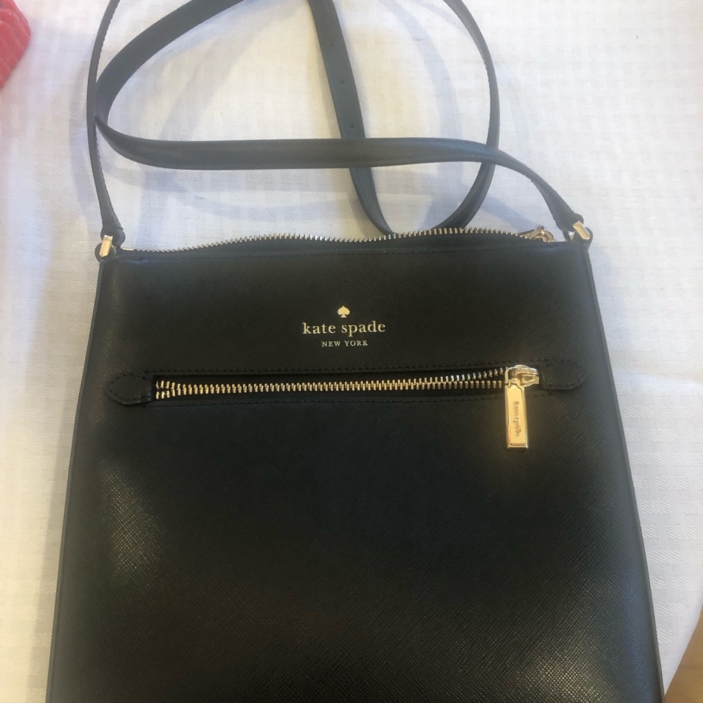 Kate Spade Elegant Black Leather Crossbody Bag